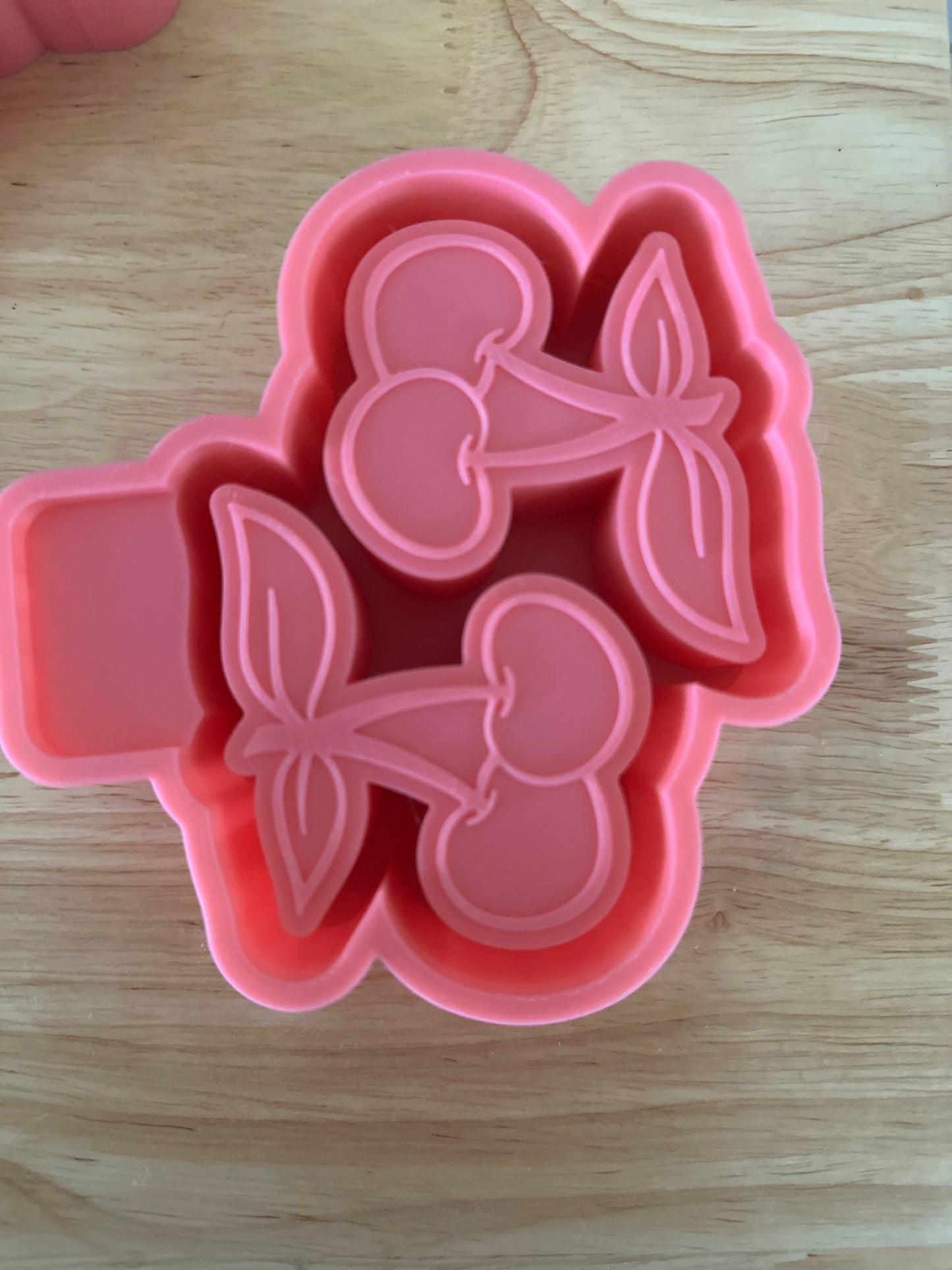 Cherry VENT CLIP mold